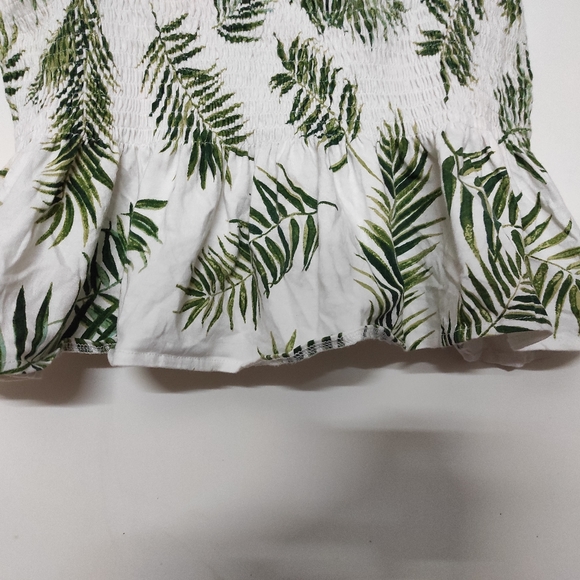 H&M Palm Print Smocked Top 💚 - Picture 10 of 13